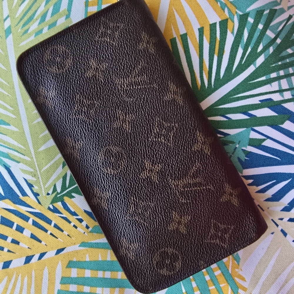 Louis Vuitton Brown Leather Wallet